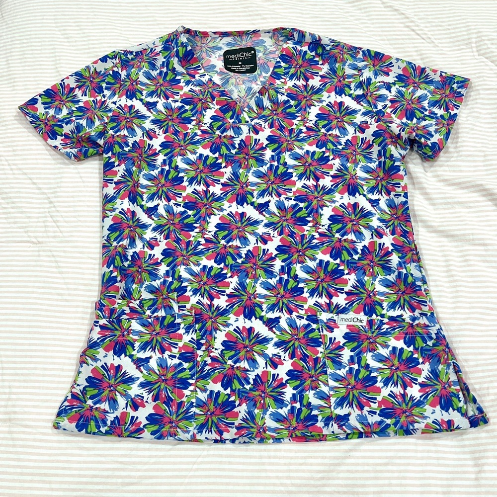 Medium Scrub top